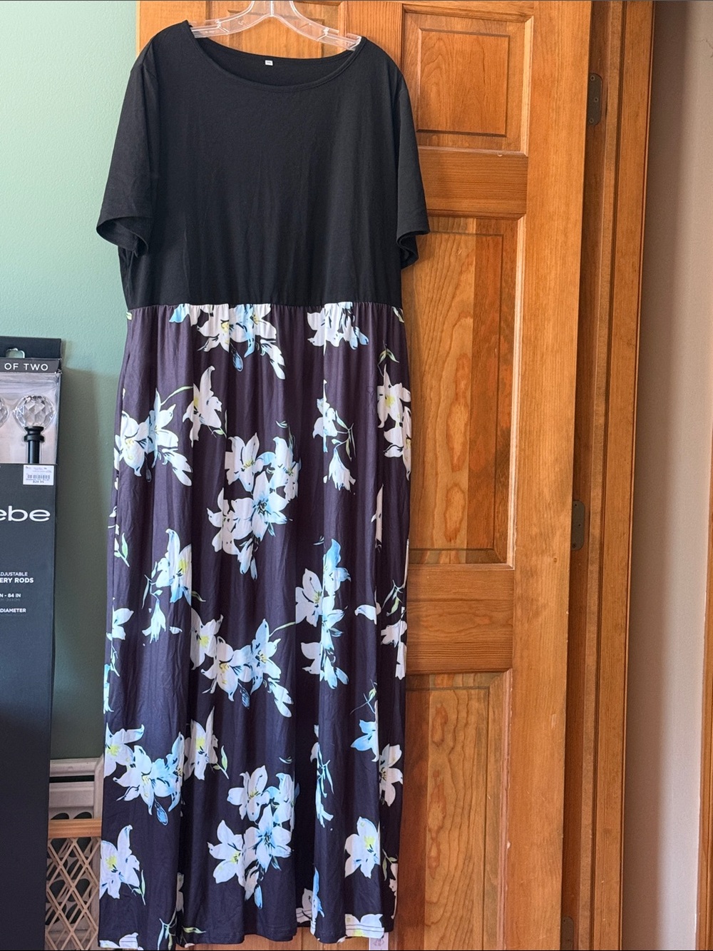 Black & Floral Short-Sleeve Maxi Dress